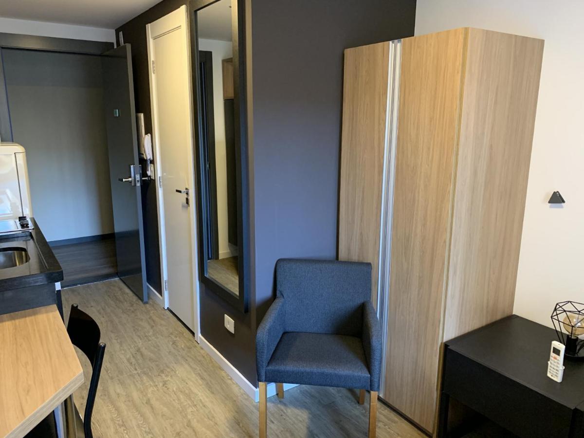 Studio Luxo Casal - - Ayn009 Apartment Curitiba